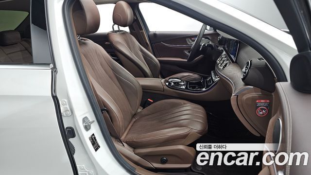 Mercedes-Benz E-Class (W213) E300 Exclusive 2017 — фото 26