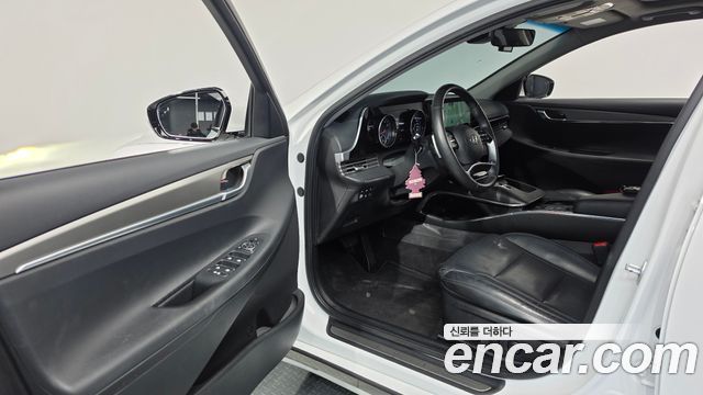 Hyundai Grandeur (IG) 2.5 Premium 2022 — фото 10