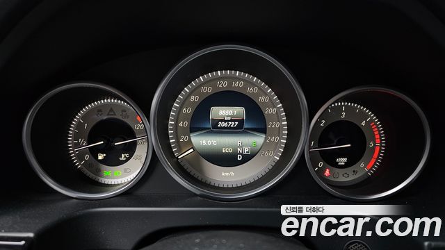 Mercedes-Benz E-Class (W212) E220 Bluetec Avantgarde 2016 — фото 8