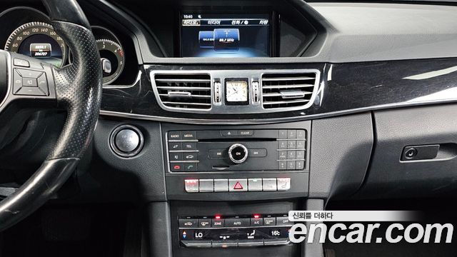 Mercedes-Benz E-Class (W212) E220 Bluetec Avantgarde 2016 — фото 14