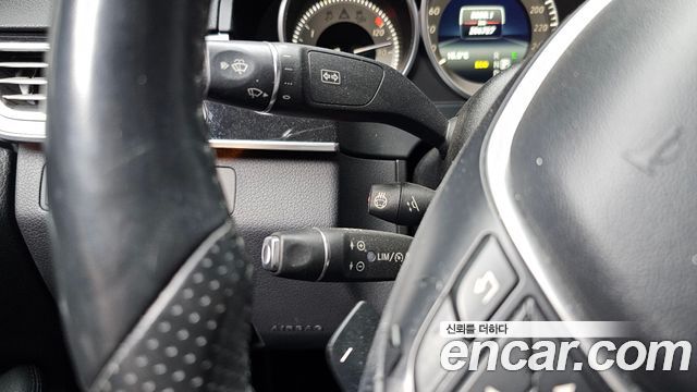 Mercedes-Benz E-Class (W212) E220 Bluetec Avantgarde 2016 — фото 17