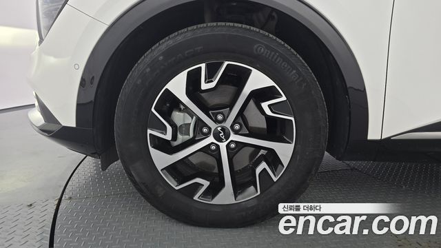Kia Sportage Hybrid (V) Signature 2WD 2022 — фото 5