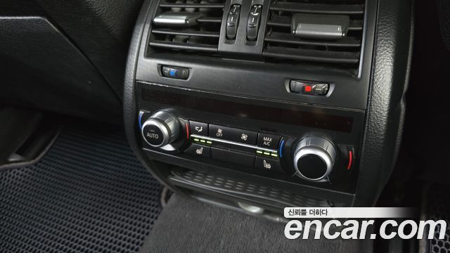 BMW 5 Series (F10) 528i 2015 — фото 16