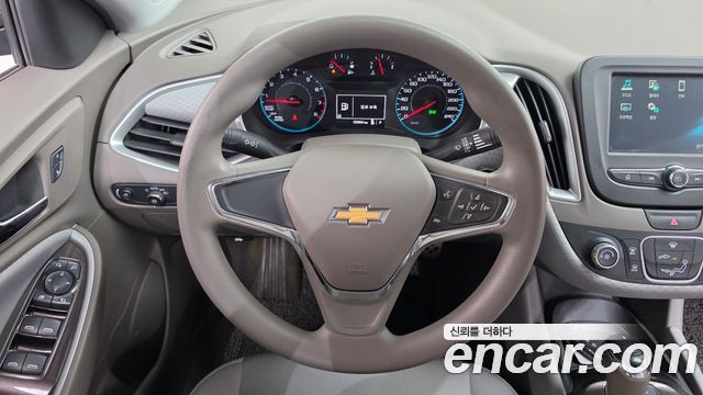 Chevrolet Malibu 1.5 Turbo LS 2017 — фото 13