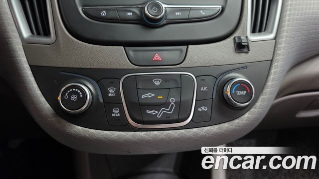 Chevrolet Malibu 1.5 Turbo LS 2017 — фото 18