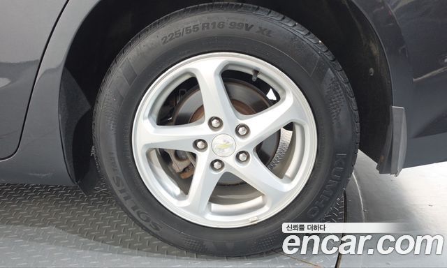 Chevrolet Malibu 1.5 Turbo LS 2017 — фото 21