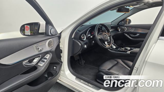Mercedes-Benz C-Class (W205) C200 Avantgarde 2015 — фото 10