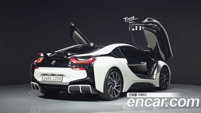 BMW i8 Coupe 2016 — фото 2