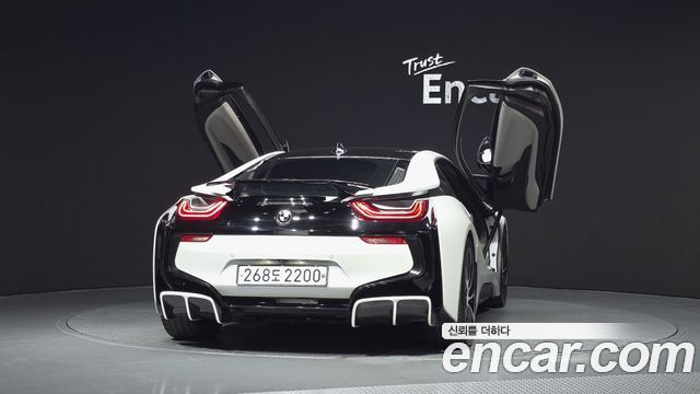 BMW i8 Coupe 2016 — фото 4