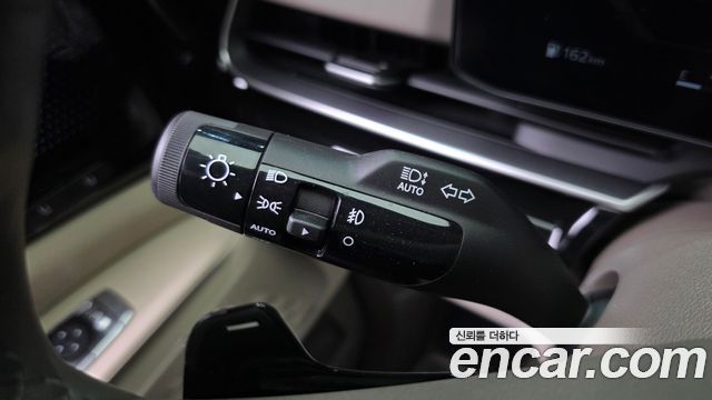 Kia Carnival (IV) Gasoline 7-Seater Hi Limousine Signature 2025 — фото 28