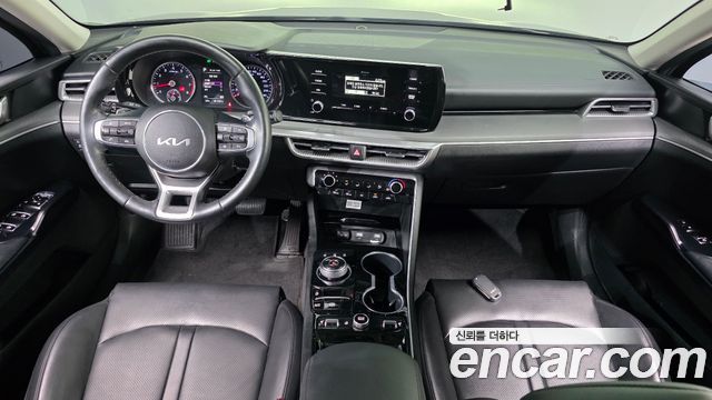 Kia K5 (III) 2.0 Trendy 2023 — фото 7