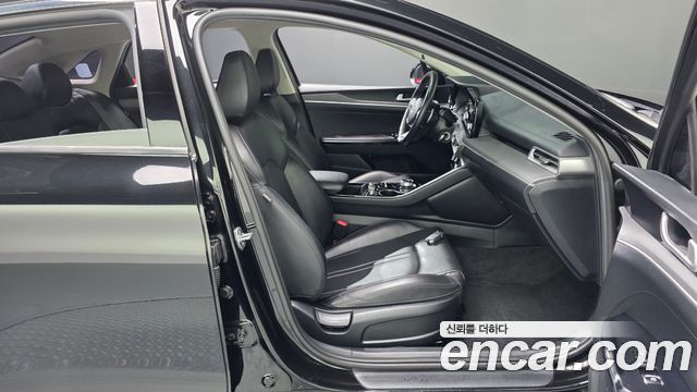 Kia K5 (III) 2.0 Trendy 2023 — фото 26