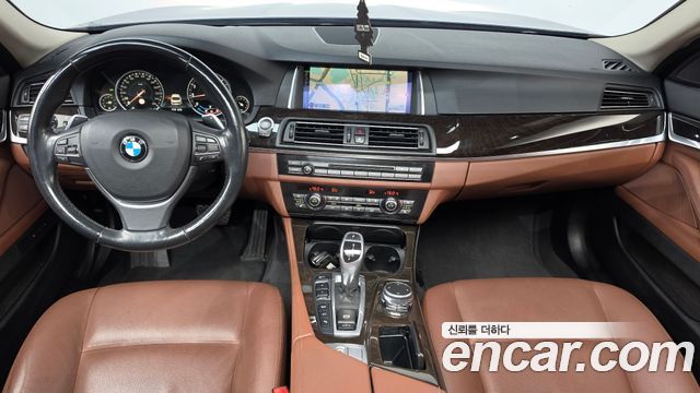 BMW 5 Series (F10) 528i xDrive M Aero Dynamic 2016 — фото 7