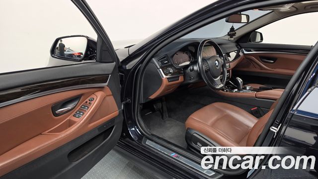 BMW 5 Series (F10) 528i xDrive M Aero Dynamic 2016 — фото 10