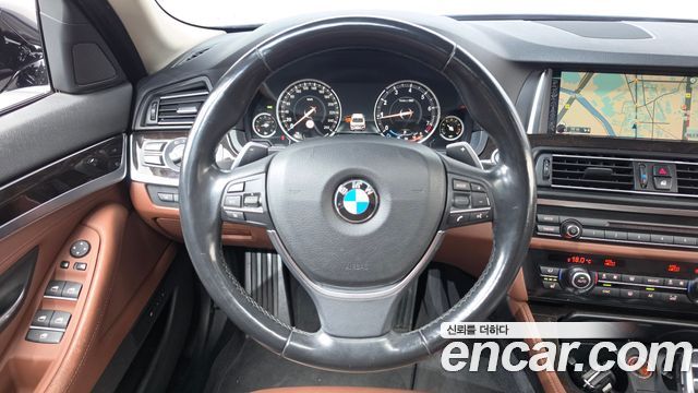 BMW 5 Series (F10) 528i xDrive M Aero Dynamic 2016 — фото 14