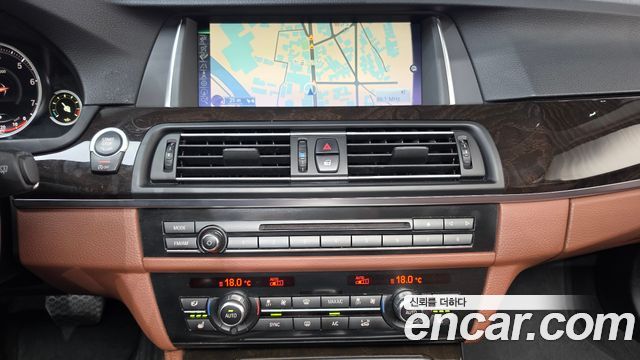 BMW 5 Series (F10) 528i xDrive M Aero Dynamic 2016 — фото 15