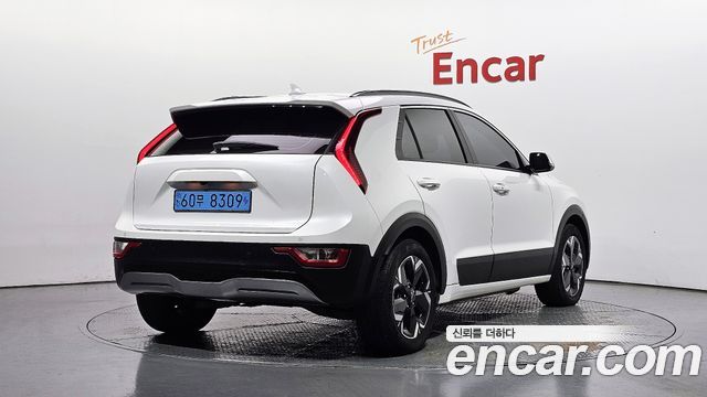 Kia Niro EV Air 2023 — фото 2