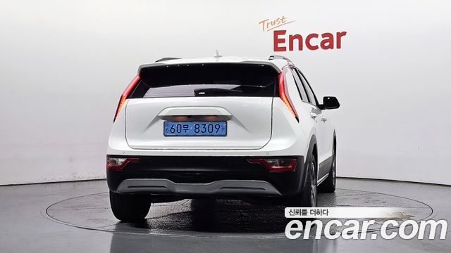Kia Niro EV Air 2023 — фото 4