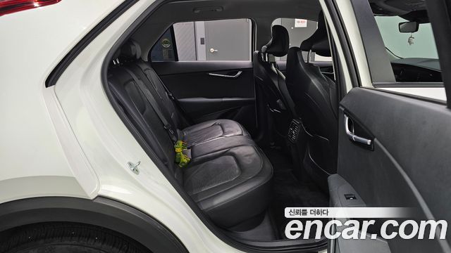 Kia Niro EV Air 2023 — фото 11