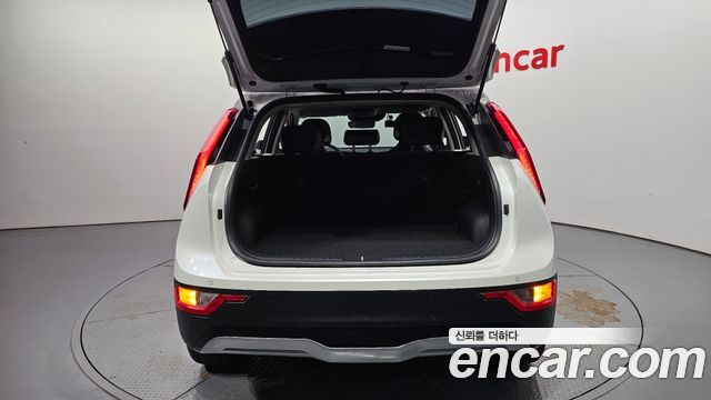 Kia Niro EV Air 2023 — фото 18
