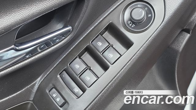 Chevrolet Trax 1.6 Diesel Premier 2018 — фото 12