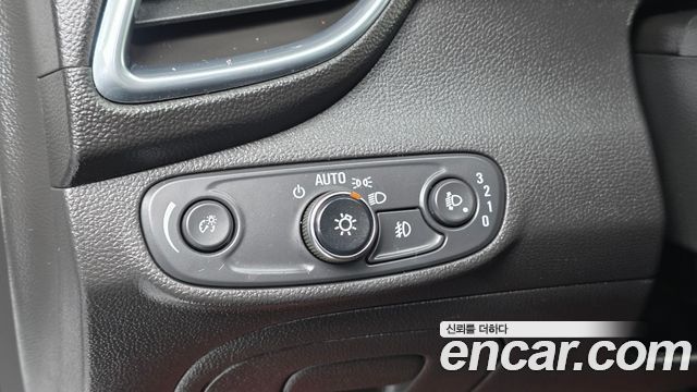 Chevrolet Trax 1.6 Diesel Premier 2018 — фото 13