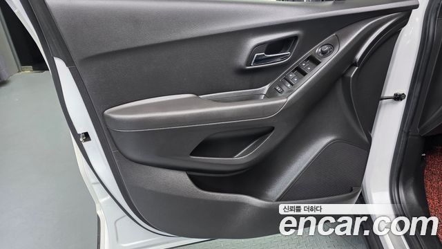 Chevrolet Trax 1.6 Diesel Premier 2018 — фото 24