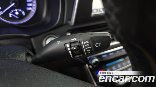 Hyundai Grandeur (IG) 2.4 Premium Special 2018 — фото 17