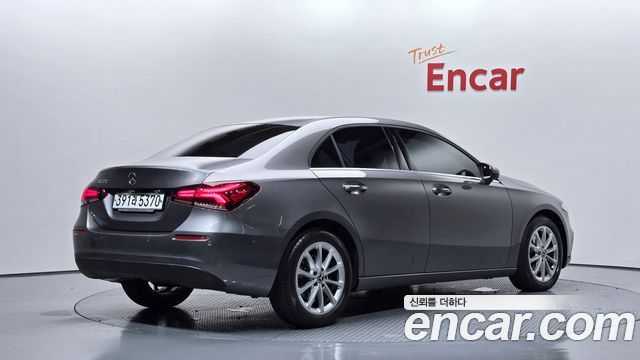 Mercedes-Benz A-Class (W177) A220 Sedan 2020 — фото 2