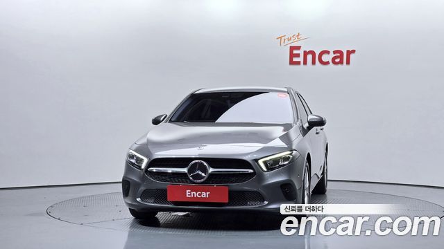 Mercedes-Benz A-Class (W177) A220 Sedan 2020 — фото 3