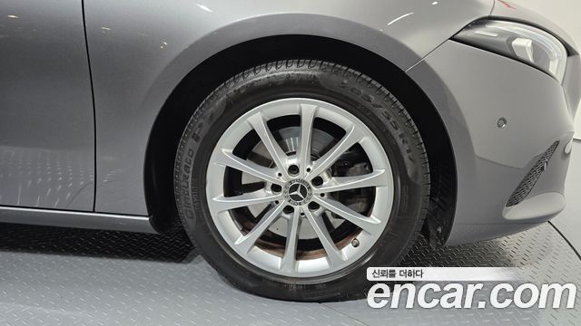 Mercedes-Benz A-Class (W177) A220 Sedan 2020 — фото 27