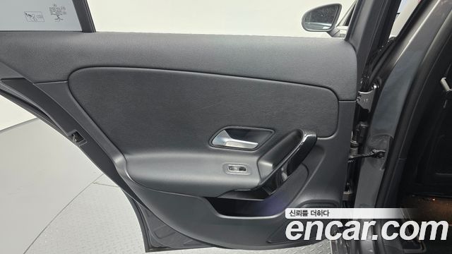 Mercedes-Benz A-Class (W177) A220 Sedan 2020 — фото 31
