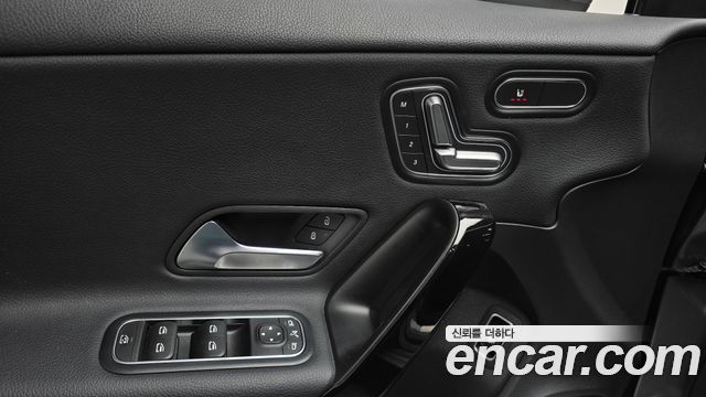 Mercedes-Benz A-Class (W177) A220 Sedan 2020 — фото 33