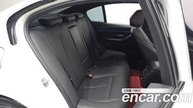 BMW 3 Series (F30) 320d M Sport 2016 — фото 11