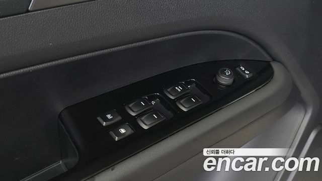 KG Mobility (SsangYong) Rexton Sports Khan Diesel 2.2 4WD Culman Prestige 2024 — фото 30