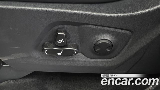 KG Mobility (SsangYong) Rexton Sports Khan Diesel 2.2 4WD Culman Prestige 2024 — фото 32
