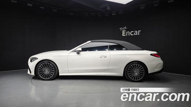 Mercedes-Benz CLE-Class (C236) CLE200 Cabriolet 2026 — фото 18