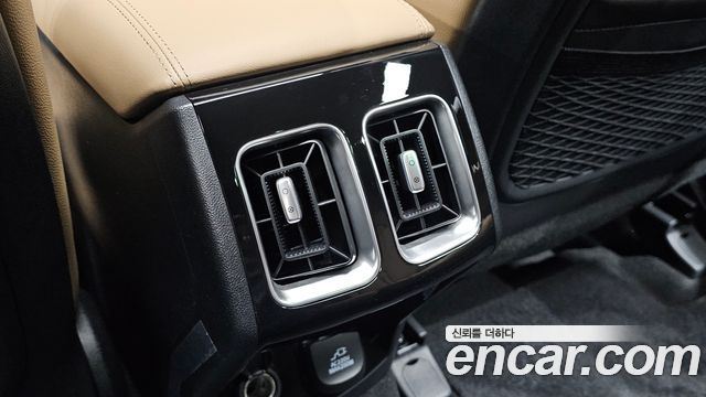 Kia Sorento (IV) Gasoline 2.5T 2WD Gravity 2024 — фото 28