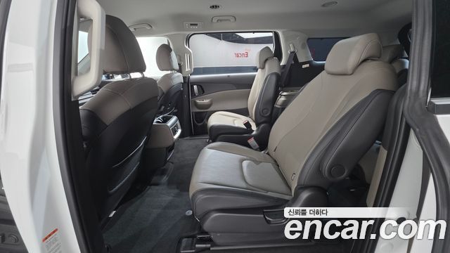 Kia Carnival (IV) Gasoline 9-Seater Noblesse 2025 — фото 16