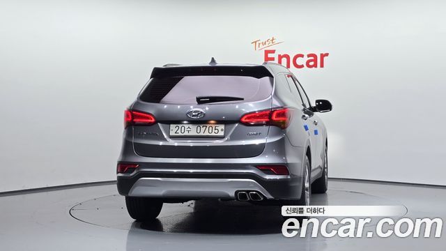 Hyundai Santa Fe The Prime Diesel 2.0 2WD Premium 2016 — фото 4
