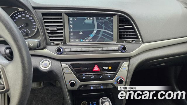 Hyundai Avante (AD) 1.6 GDI Value Plus 2018 — фото 8