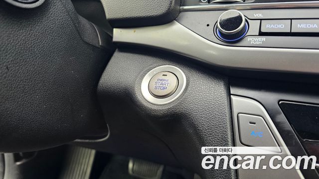 Hyundai Avante (AD) 1.6 GDI Value Plus 2018 — фото 19