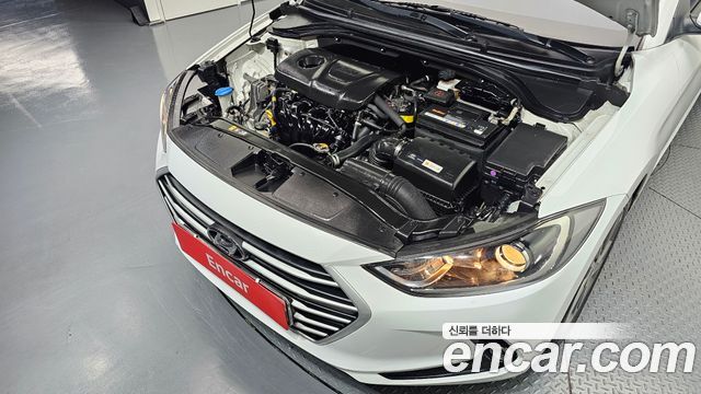 Hyundai Avante (AD) 1.6 GDI Value Plus 2018 — фото 29