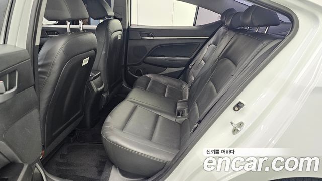 Hyundai Avante (AD) 1.6 GDI Value Plus 2018 — фото 32