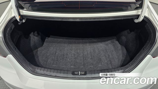 Hyundai Avante (AD) 1.6 GDI Value Plus 2018 — фото 33