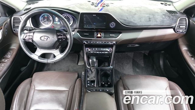 Hyundai Grandeur Hybrid (IG) Exclusive Special 2019 — фото 7