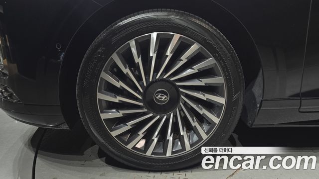Hyundai Grandeur Hybrid (GN7) Calligraphy 2023 — фото 5