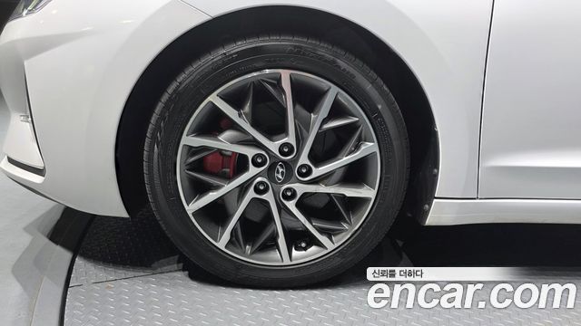 Hyundai Avante (AD) 1.6 Premium 2020 — фото 5