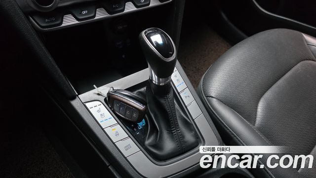 Hyundai Avante (AD) 1.6 Premium 2020 — фото 9