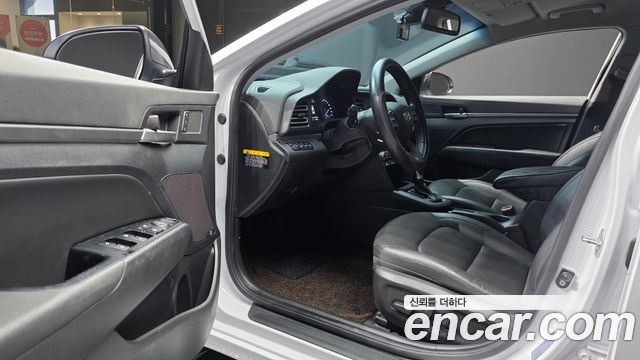 Hyundai Avante (AD) 1.6 Premium 2020 — фото 10